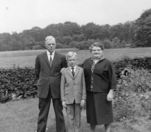 F68 Laurens Bleumink  met ouders Bleumink van Klein-Voskamp